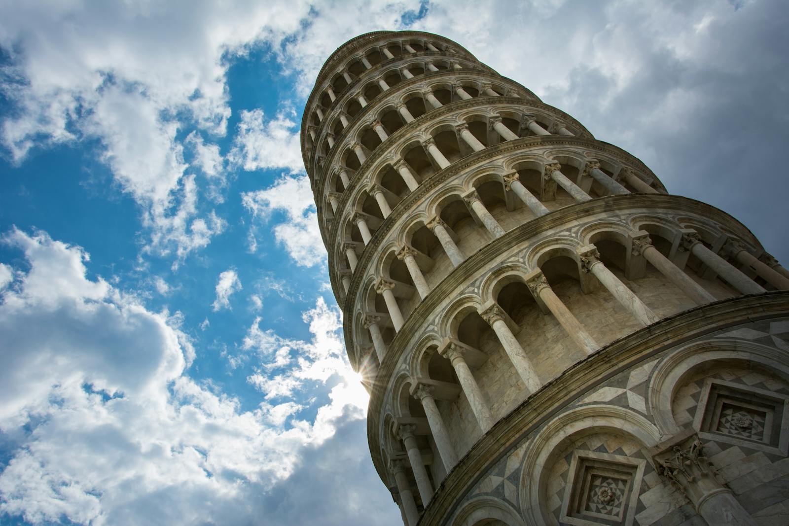 Vista dall'alto della Torre Pendente di Pisa
